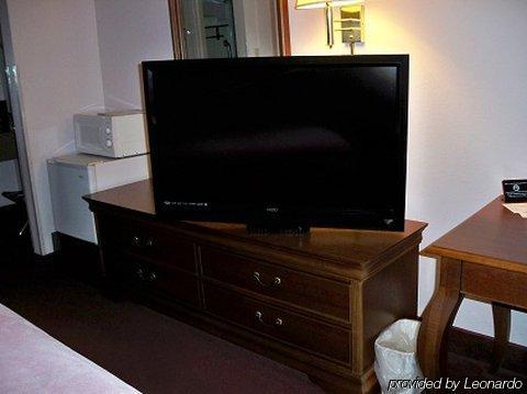 The Heritage Inn, Inc Huntingdon Экстерьер фото